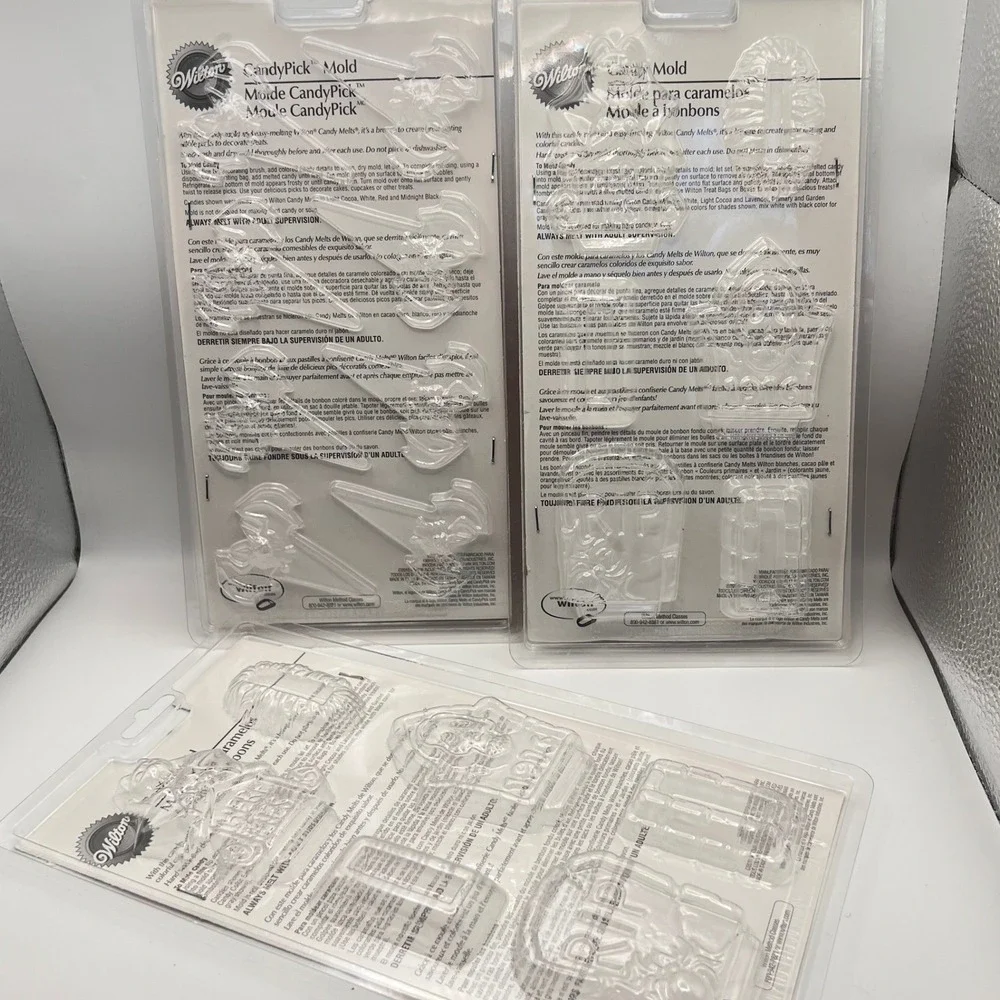 Wilton Candy Mold and Candypick Halloween Mold Lot of 3 New Bats Tombstones NIP